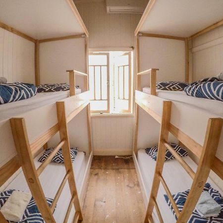 Bunk Inn Hostel Бандаберг Экстерьер фото