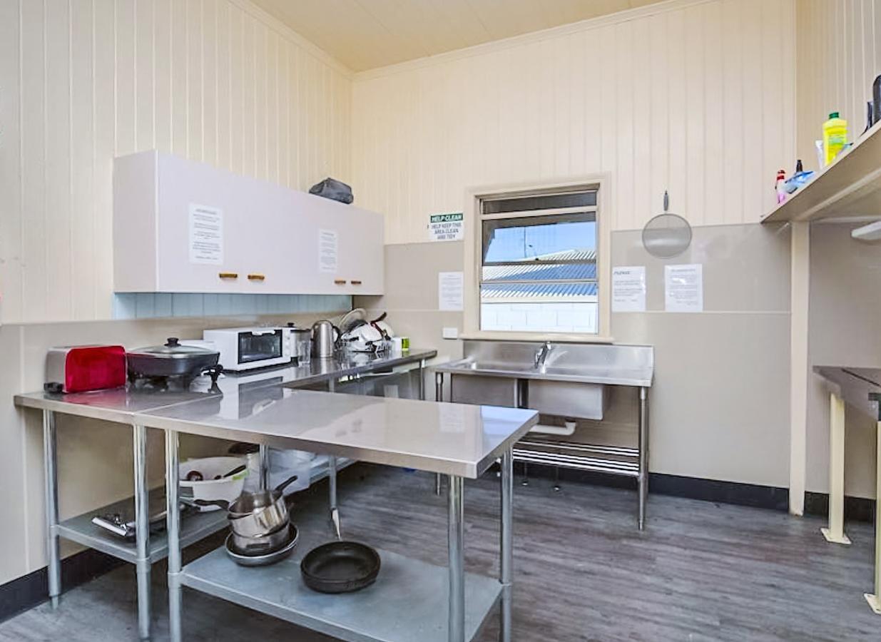 Bunk Inn Hostel Бандаберг Экстерьер фото